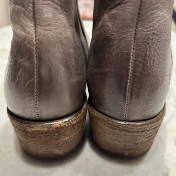 FRYE Carson Piping Bootie Graphite size 11 Excellent condition - Picture 6 of 8